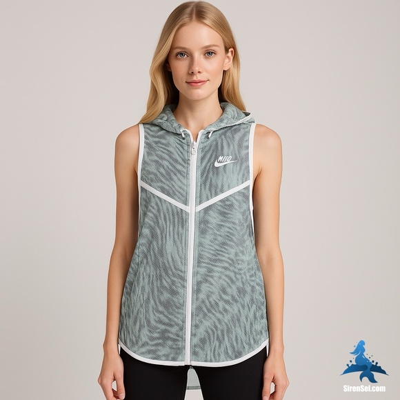 1149 NWT Nike Tech Hyperfuse Vest - Size M – Light Aqua/Gray - Picture 2 of 16